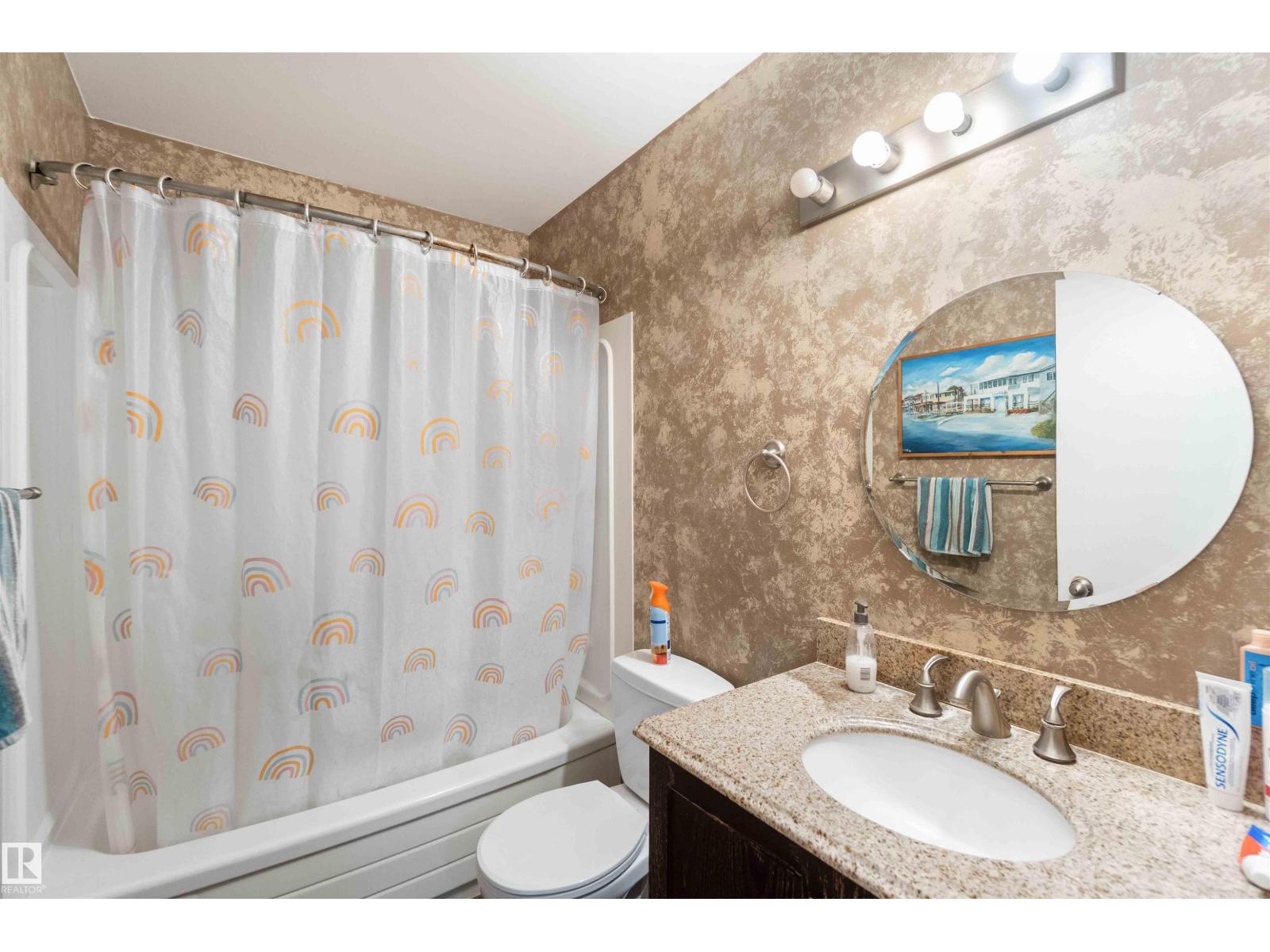 Photo 6 of 7026 Millwoods Rd Nw, Edmonton AB