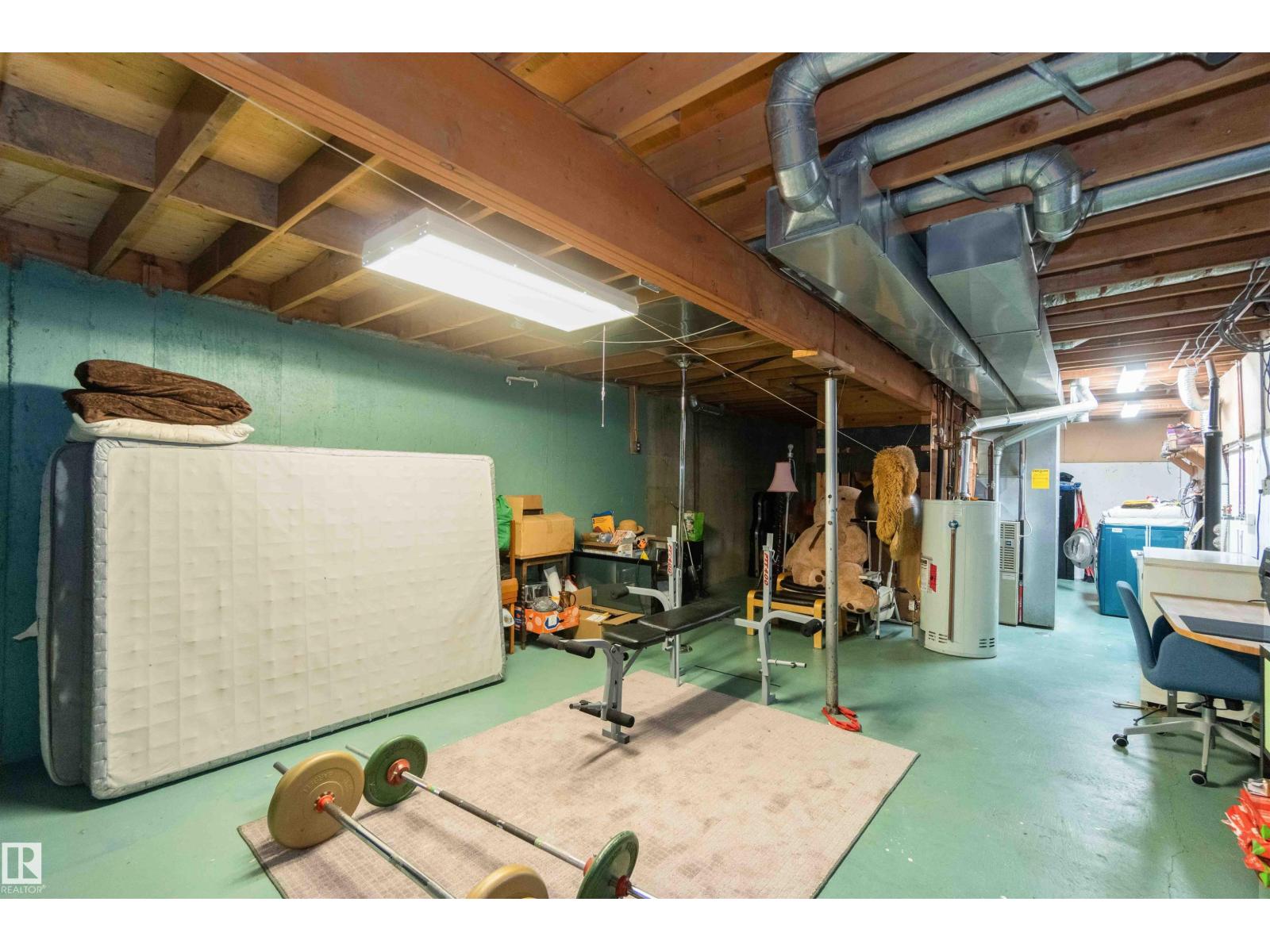 Photo 7 of 7026 Millwoods Rd Nw, Edmonton AB