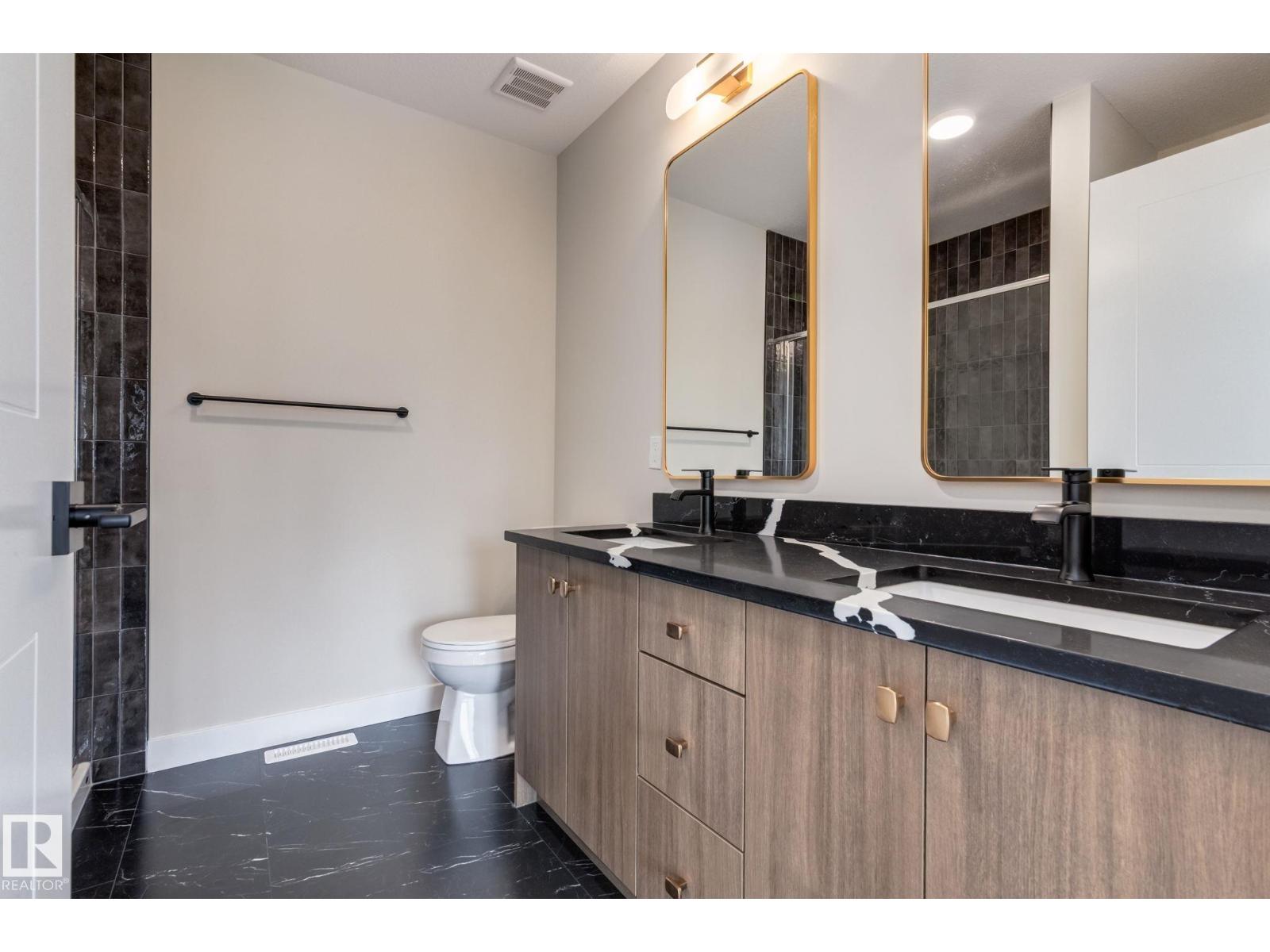 Photo 9 of 2117 Crossbill Ln Nw, Edmonton AB