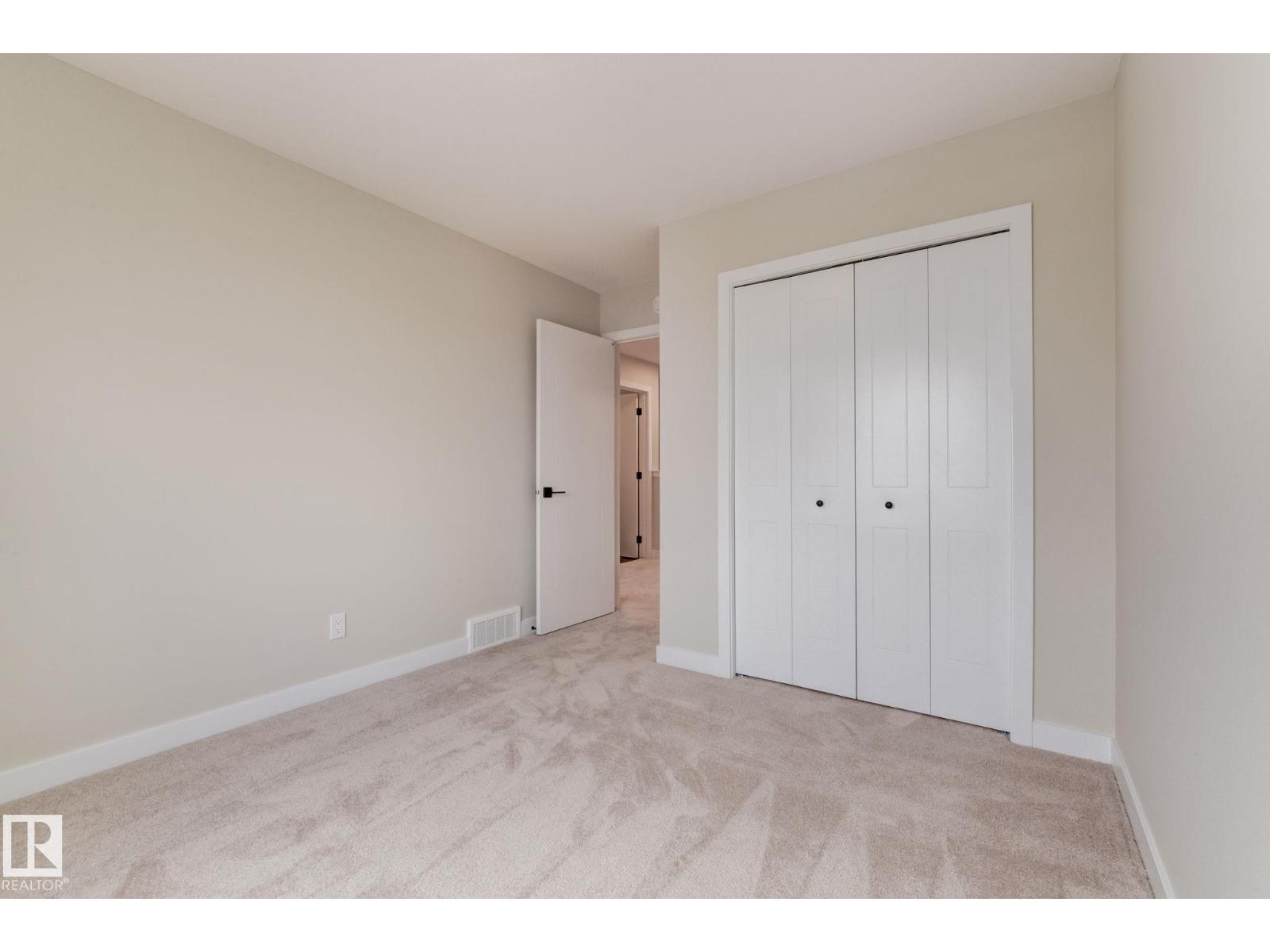 Photo 16 of 2117 Crossbill Ln Nw, Edmonton AB
