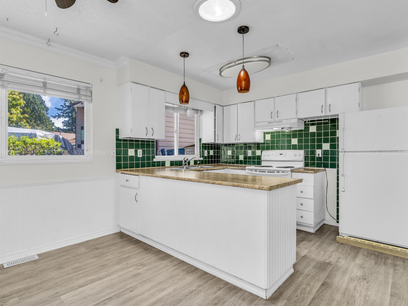 7075 129A STREET, Surrey