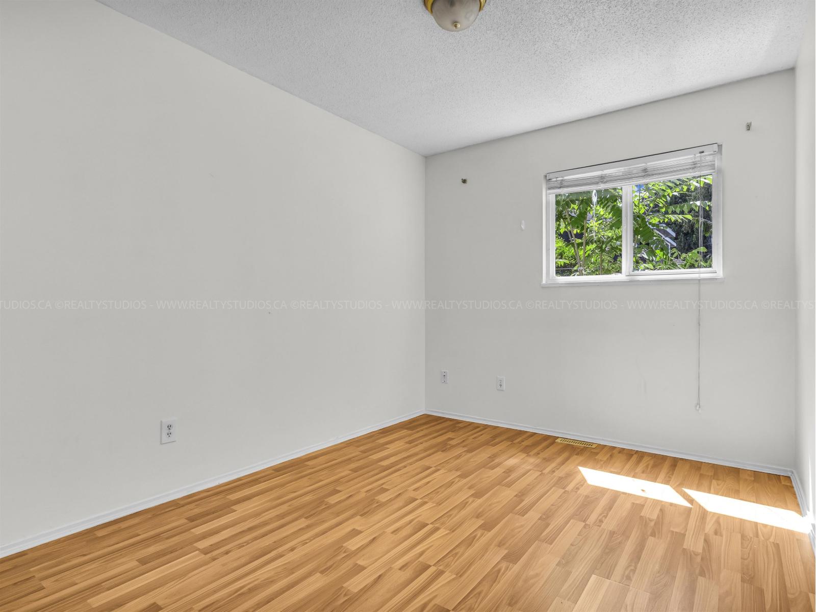 7075 129A STREET, Surrey