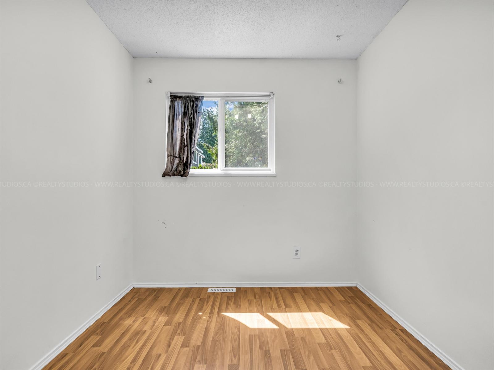 7075 129A STREET, Surrey
