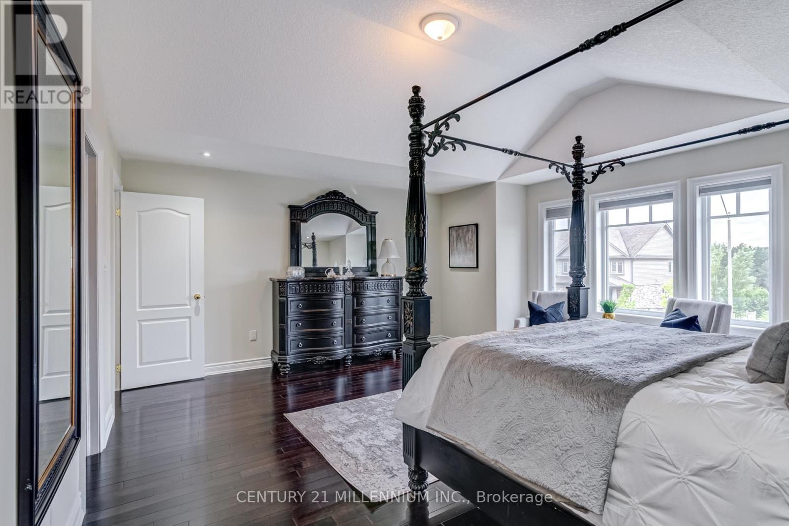 Photo 24 of 69 Preston Drive, Orangeville ON