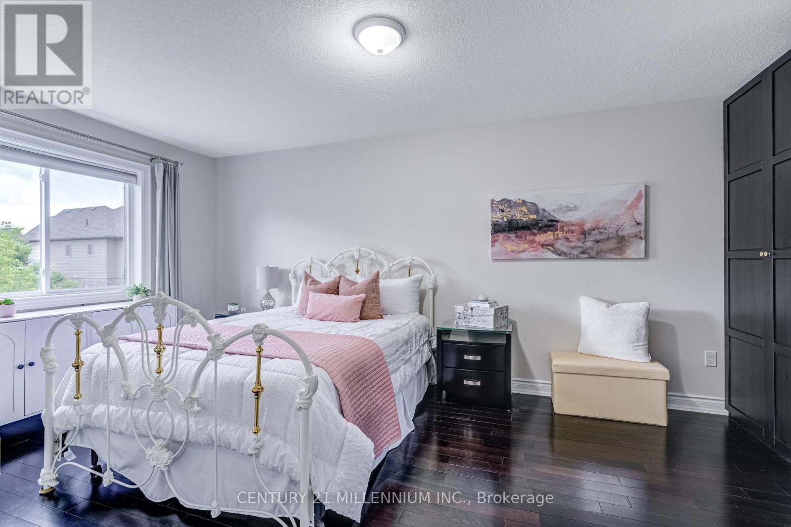 Photo 33 of 69 Preston Drive, Orangeville ON