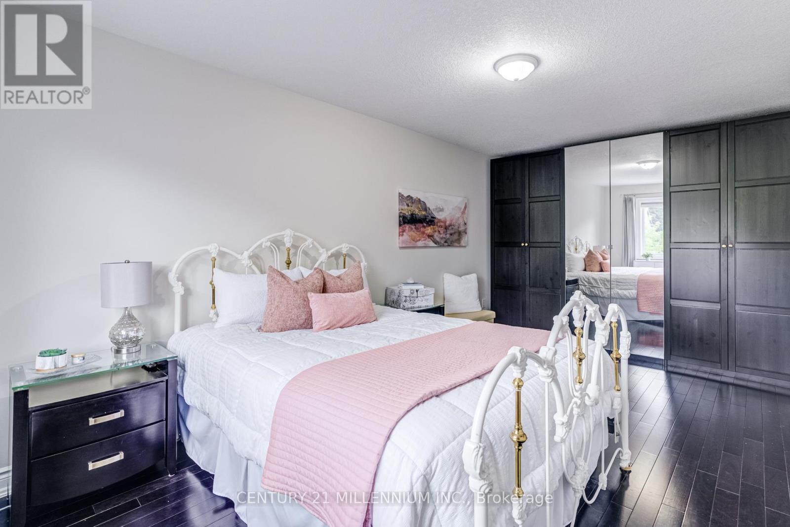 Photo 36 of 69 Preston Drive, Orangeville ON