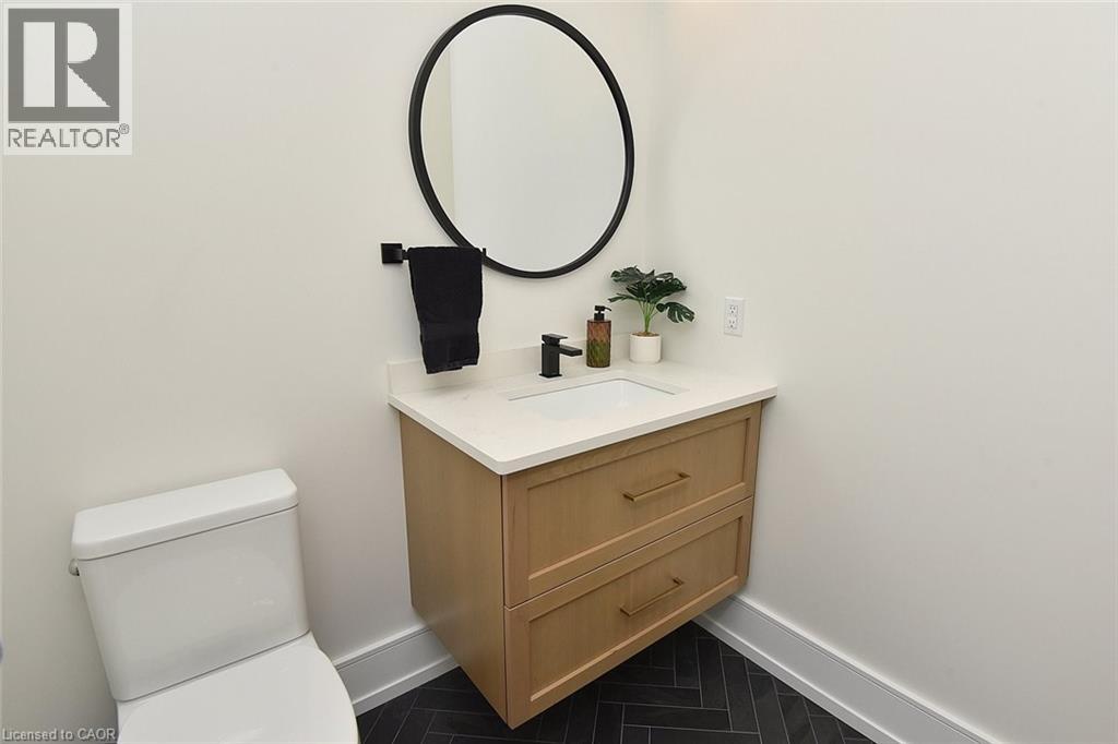 Photo 6 of 3642 Vosburgh Place, Campden ON