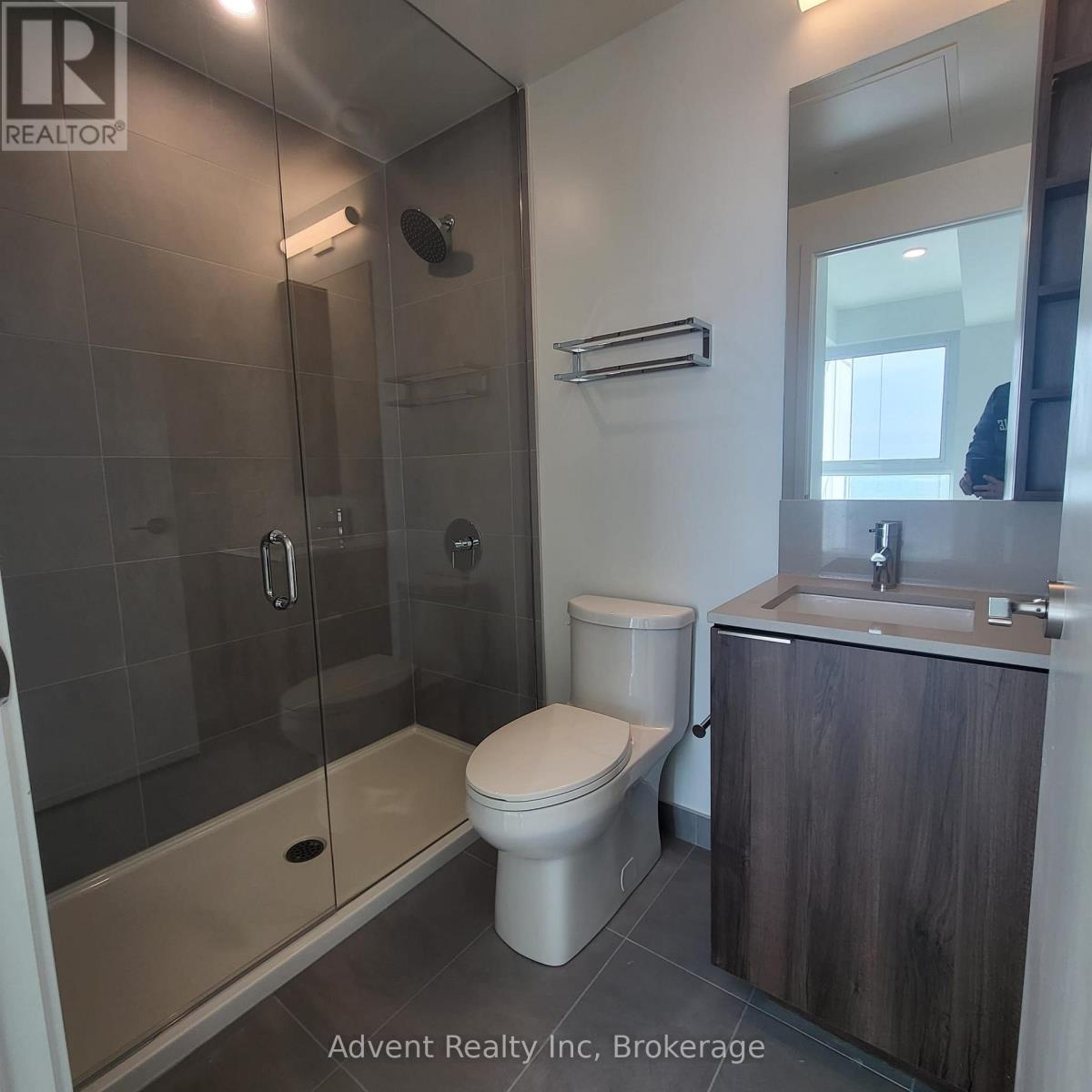 Photo 7 of 5505 7890 Jane Street, Vaughan ON