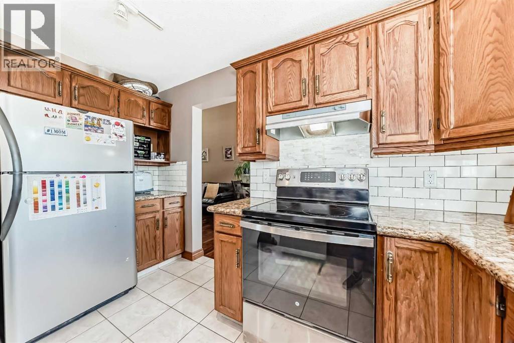 Single Family House for Sale in  Shawinigan Drive SW Shawnessy Calgary 