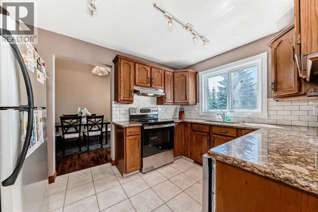 Single Family House for Sale in  Shawinigan Drive SW Shawnessy Calgary 