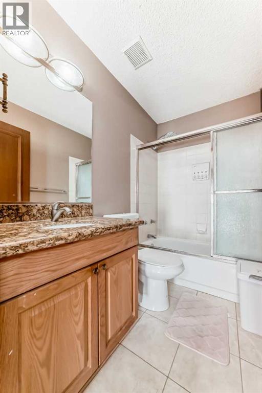 Single Family House for Sale in  Shawinigan Drive SW Shawnessy Calgary 