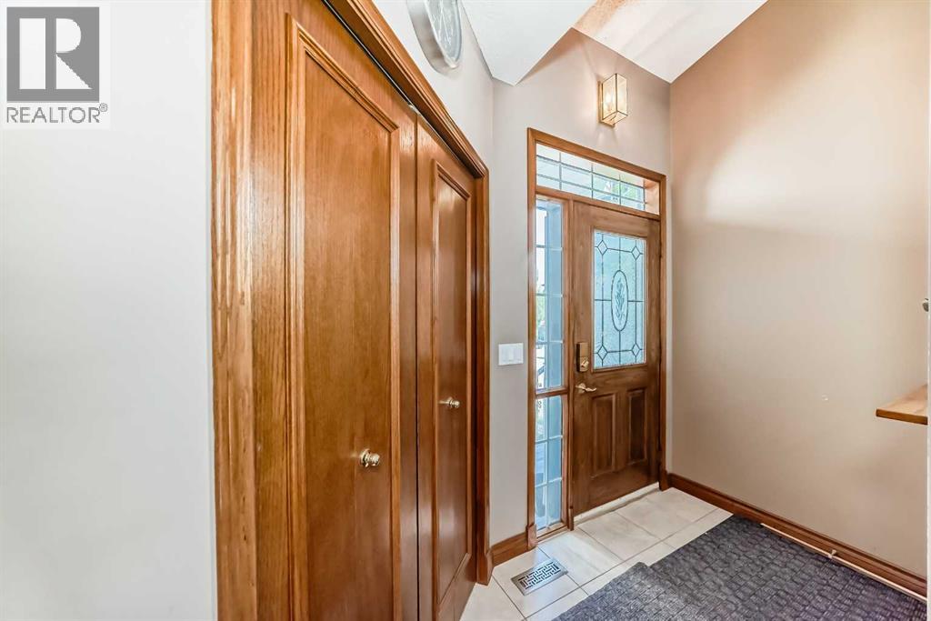 Single Family House for Sale in  Shawinigan Drive SW Shawnessy Calgary 