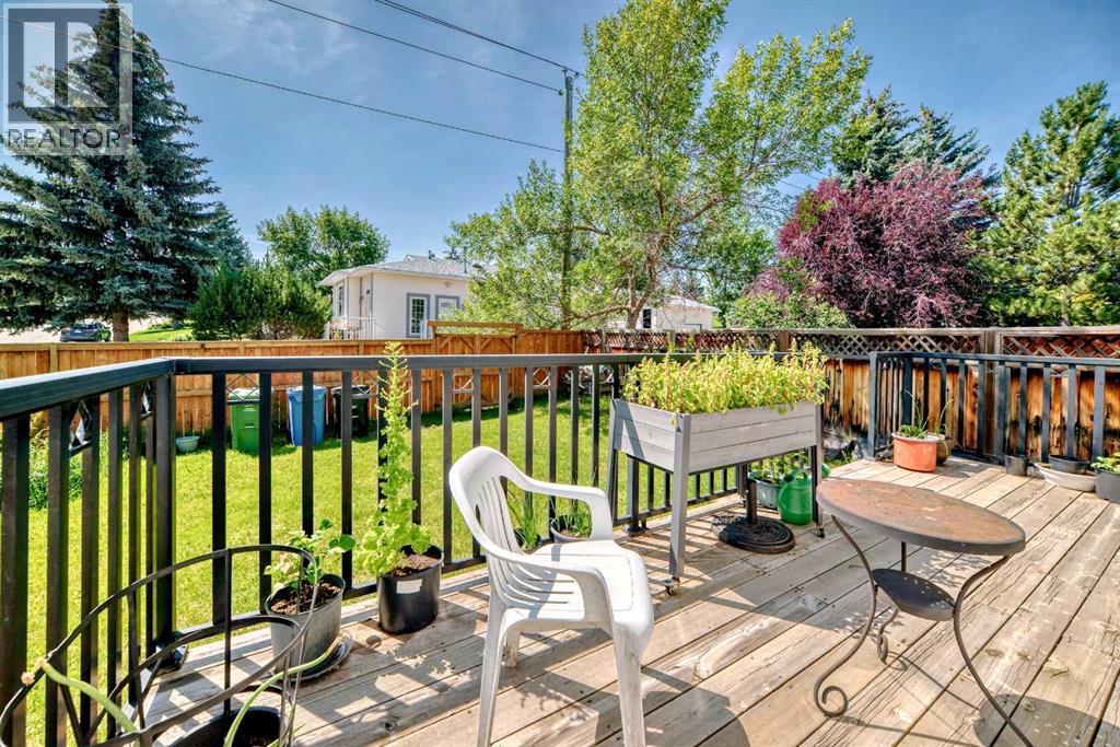 Single Family House for Sale in  Shawinigan Drive SW Shawnessy Calgary 
