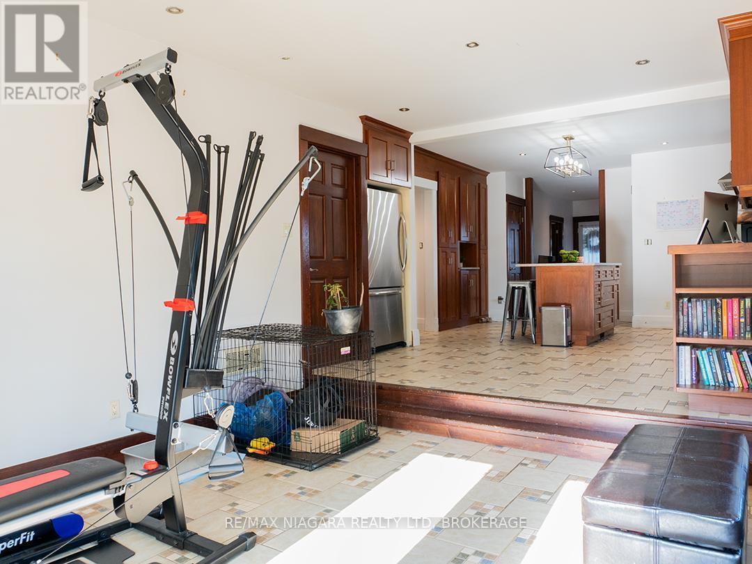 Photo 9 of 164 Mellanby Avenue, Port Colborne ON