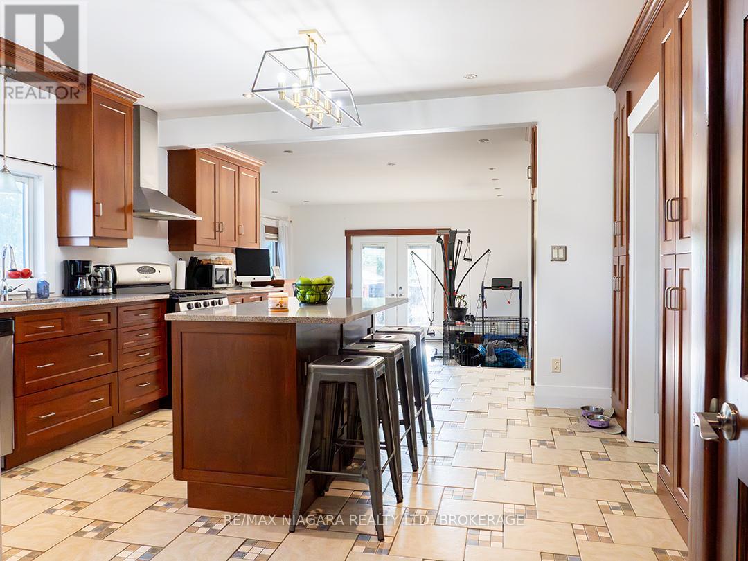 Photo 17 of 164 Mellanby Avenue, Port Colborne ON