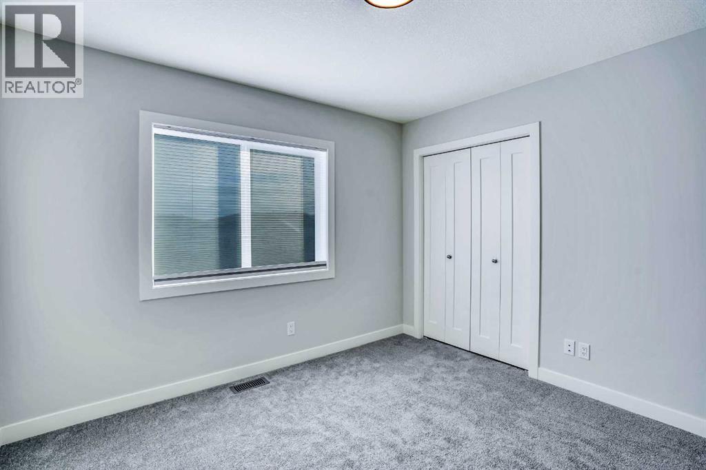 Single Family House for Sale in  Tuscany Summit Square NW Tuscany Calgary 