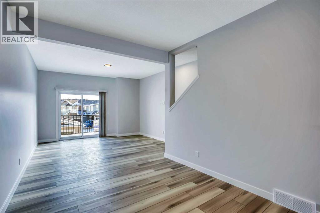Single Family House for Sale in  Tuscany Summit Square NW Tuscany Calgary 