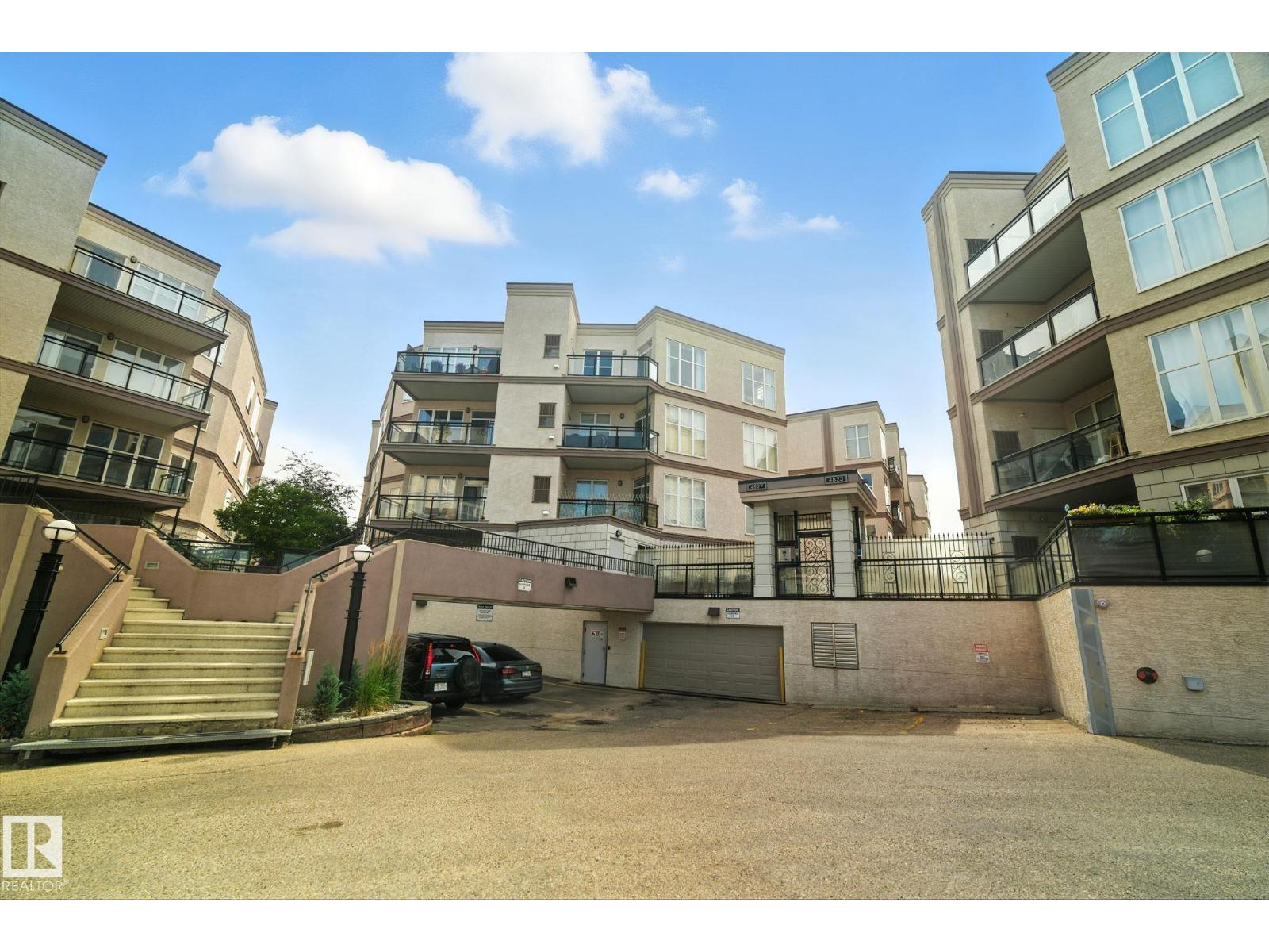 Photo 10 of 410 4835 104 A St Nw, Edmonton AB