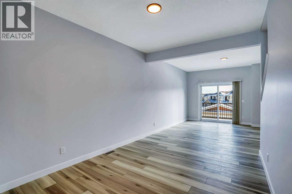 Single Family House for Sale in  Tuscany Summit Square NW Tuscany Calgary 