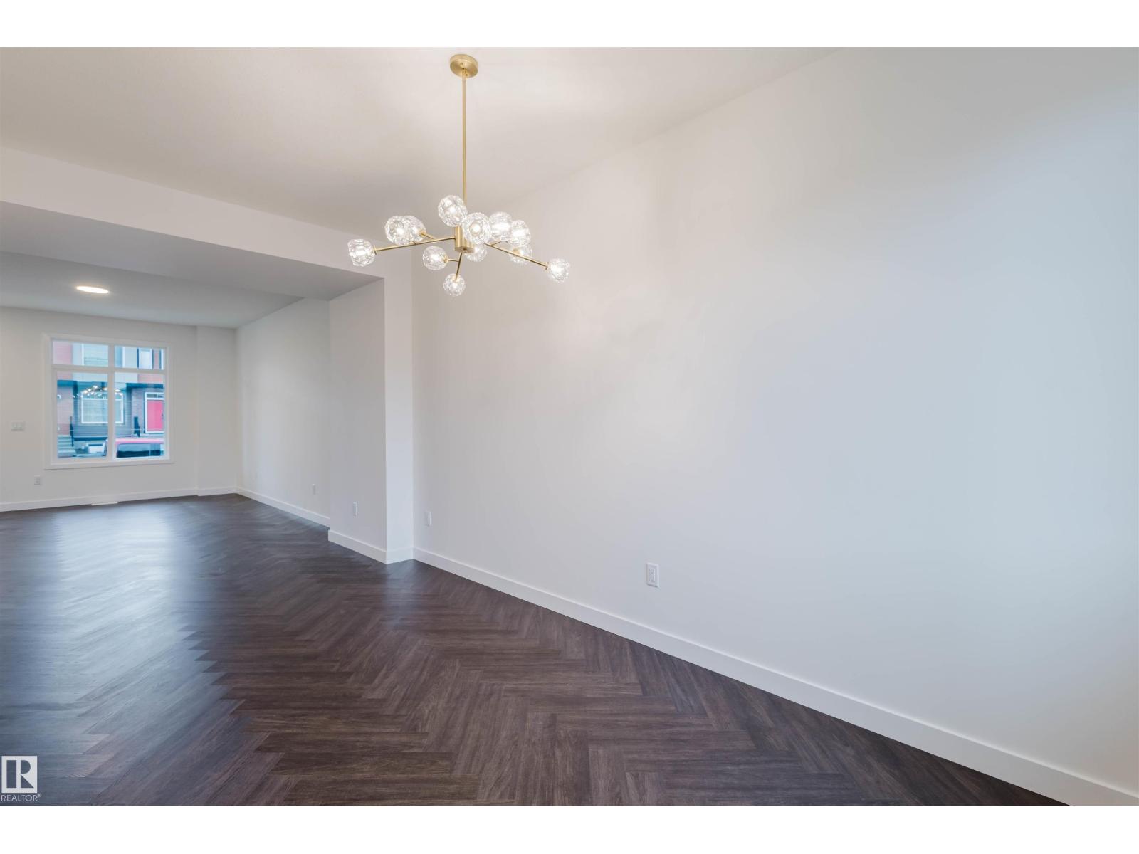 Photo 11 of 1334 Keswick Dr Sw, Edmonton AB
