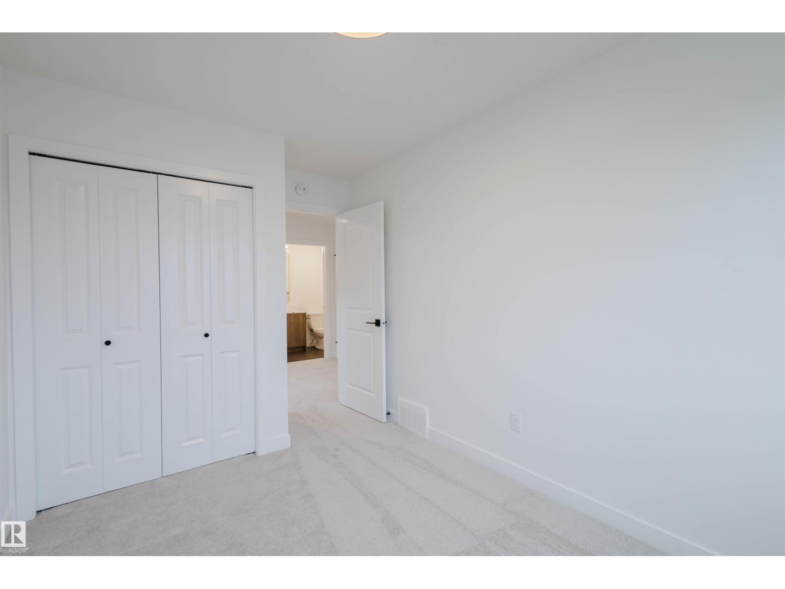 Photo 23 of 1334 Keswick Dr Sw, Edmonton AB