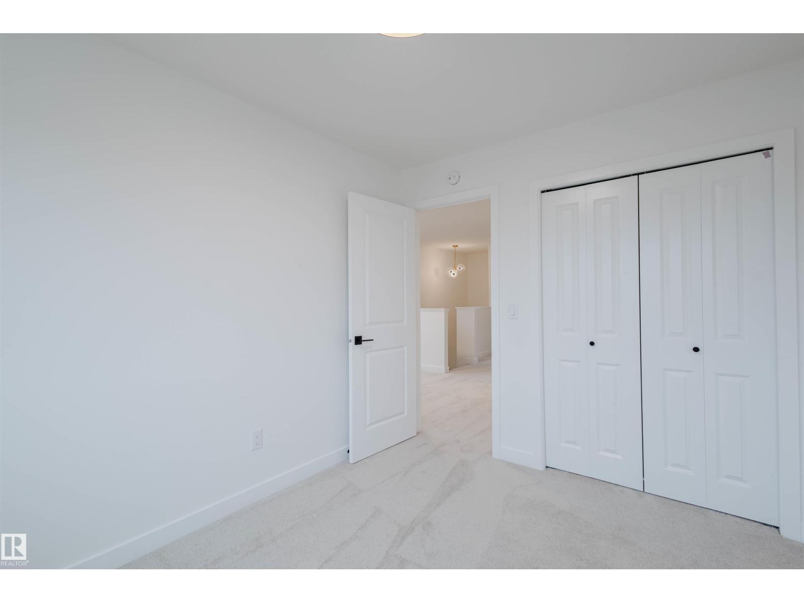 Photo 21 of 1334 Keswick Dr Sw, Edmonton AB