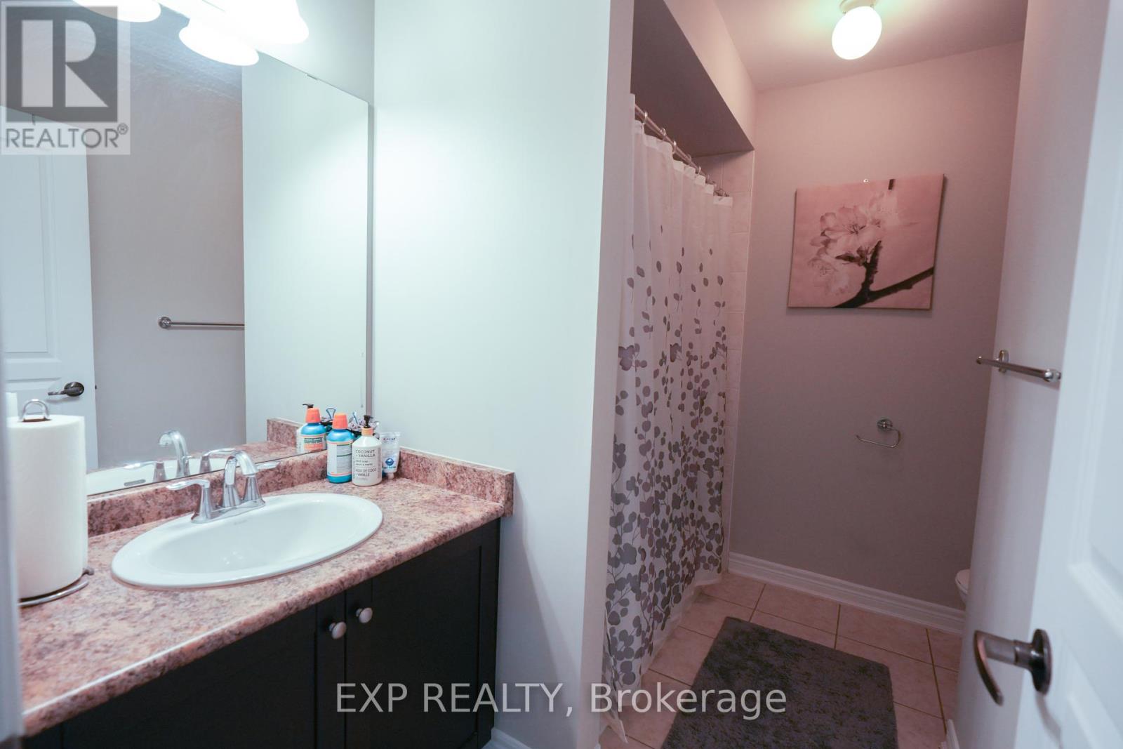 Photo 18 of 22 4135 Shipp Drive, Mississauga ON