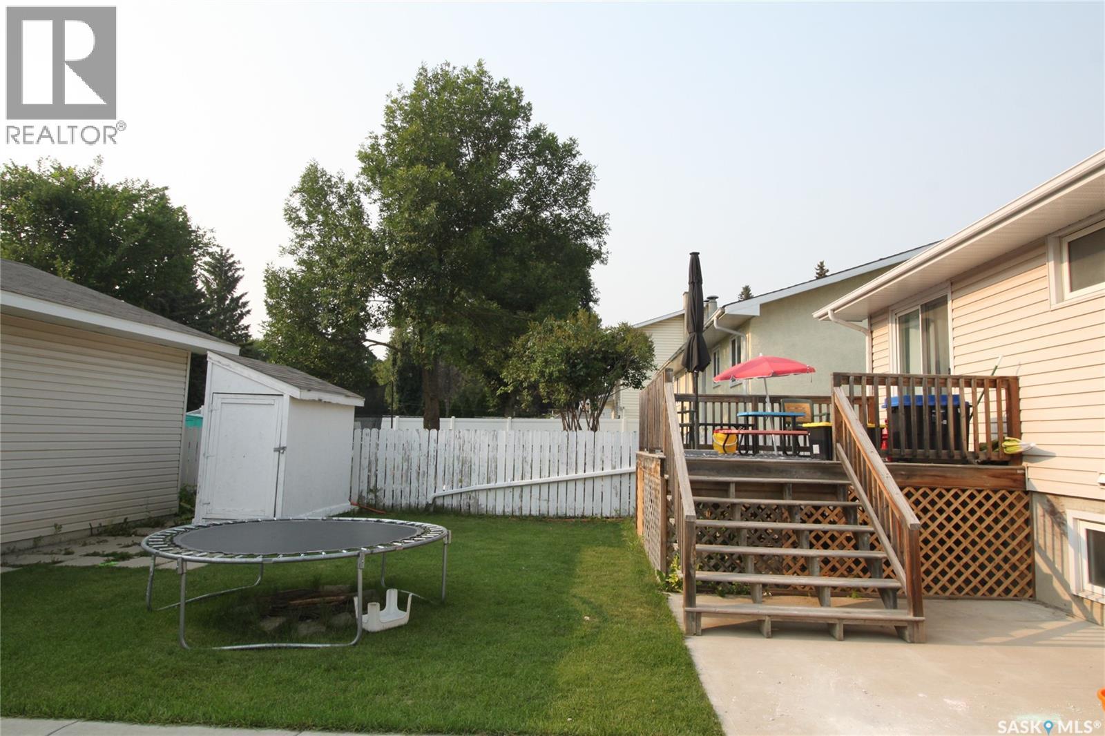 Photo 13 of 1814 Arlington Avenue, Saskatoon SK