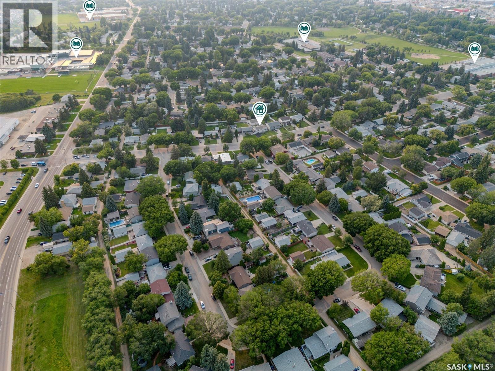 Photo 18 of 1814 Arlington Avenue, Saskatoon SK