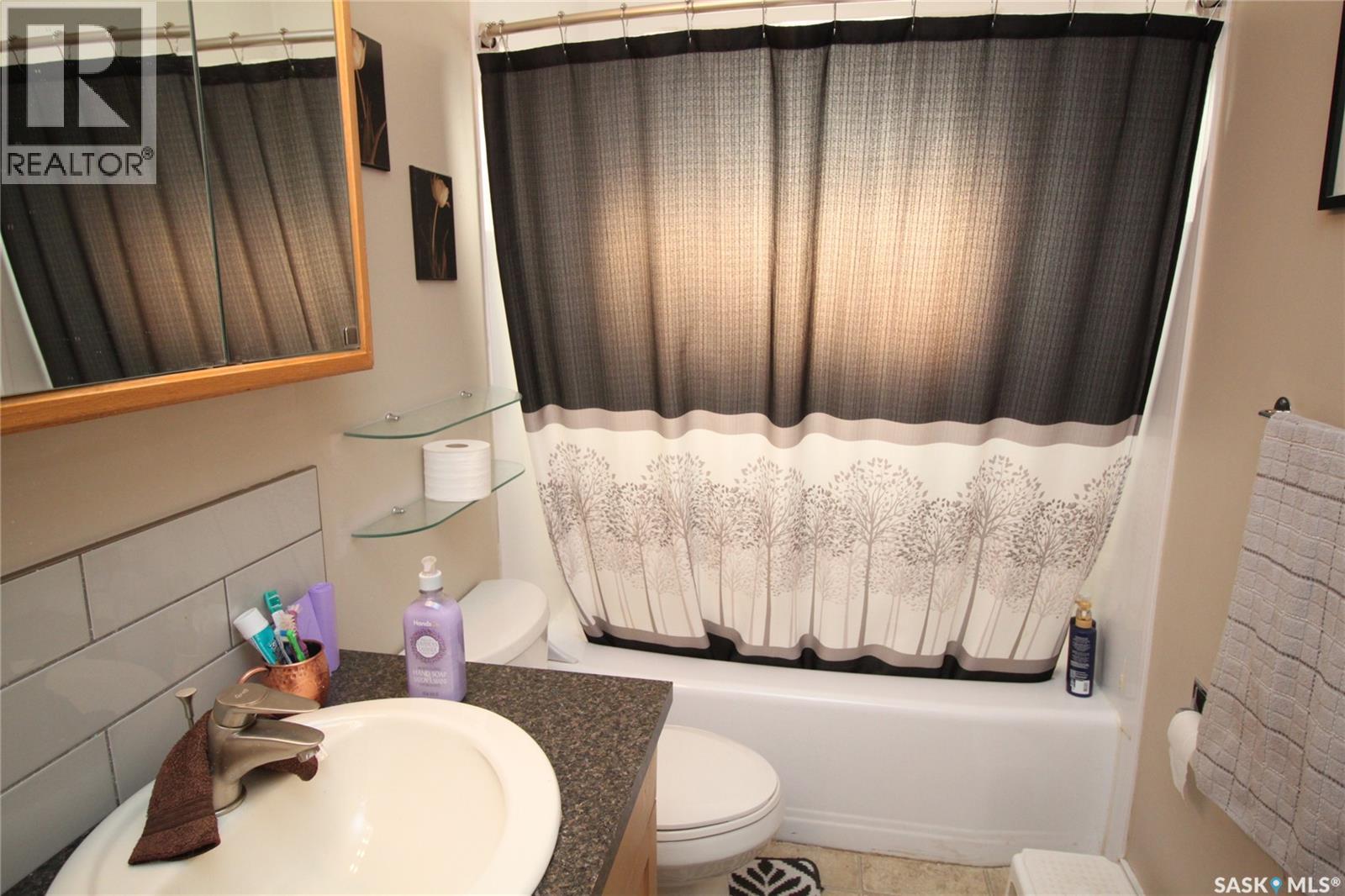Photo 22 of 1814 Arlington Avenue, Saskatoon SK