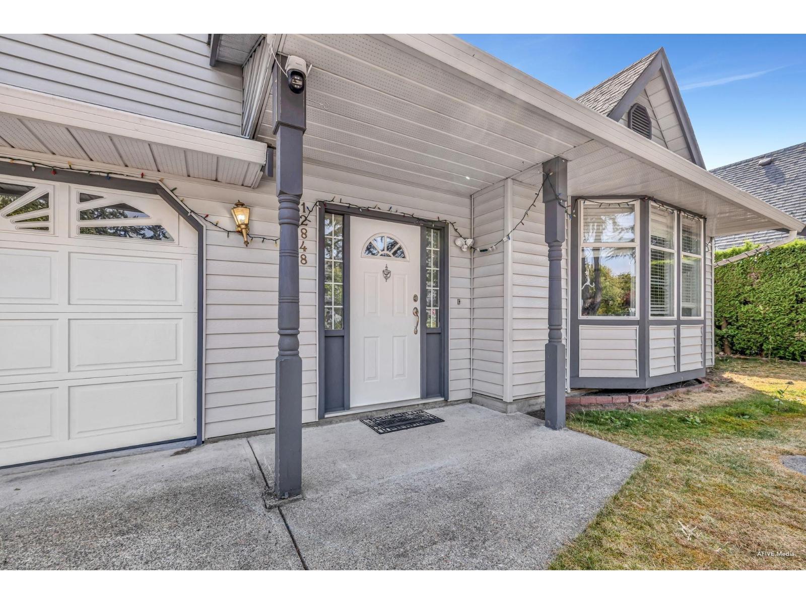 Photo 3 of 12848 65 Avenue, Surrey BC