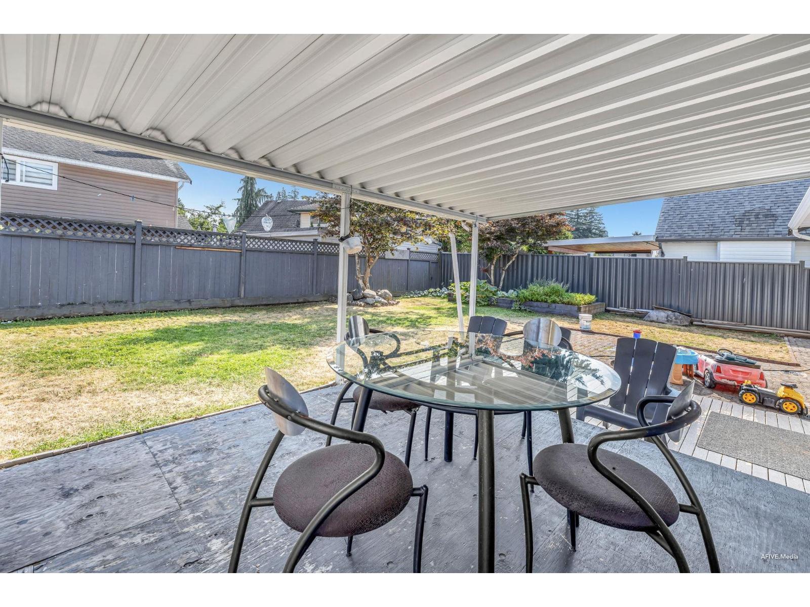 Photo 25 of 12848 65 Avenue, Surrey BC