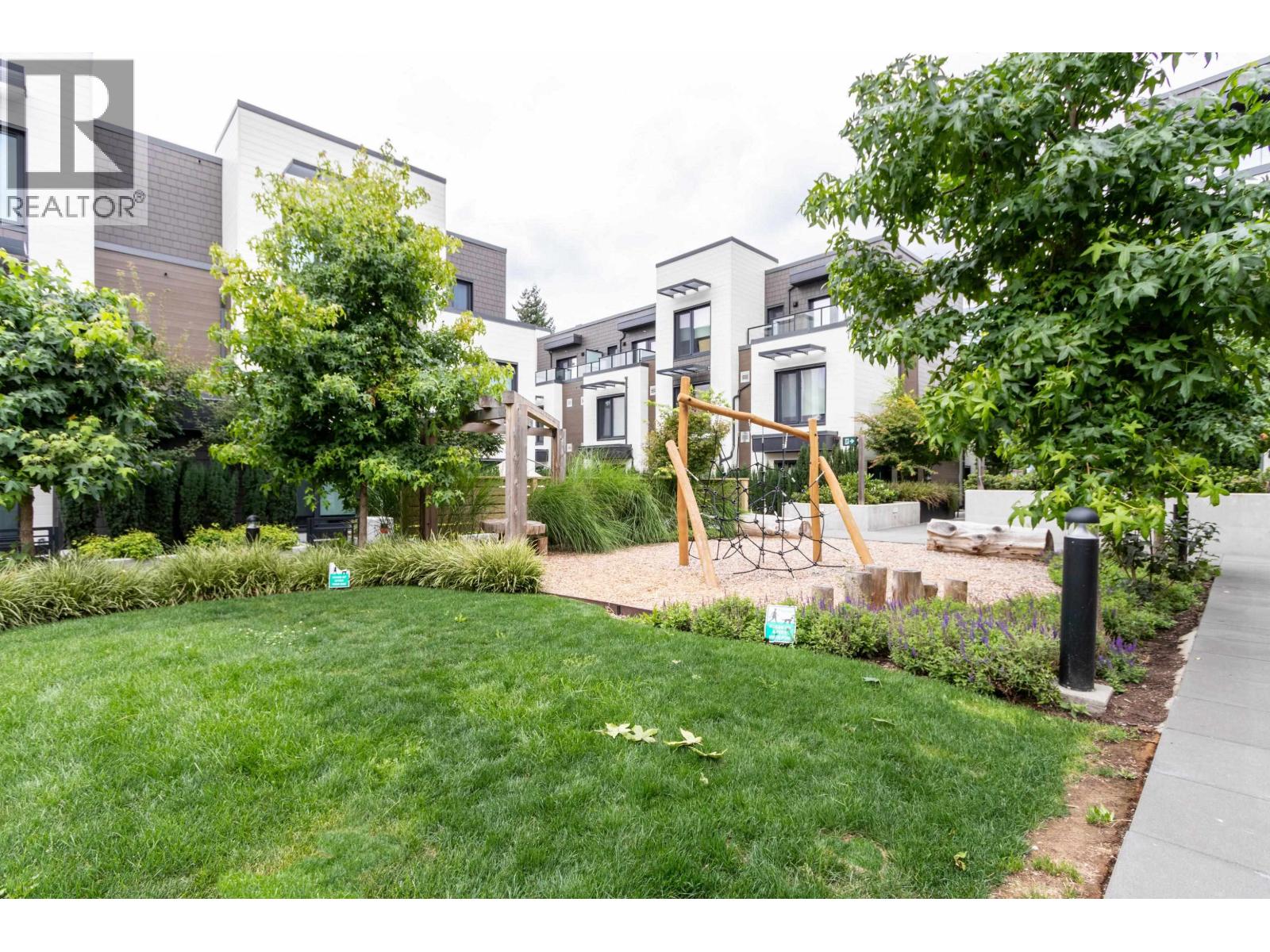 Photo 33 of 502 606 Foster Avenue, Coquitlam BC