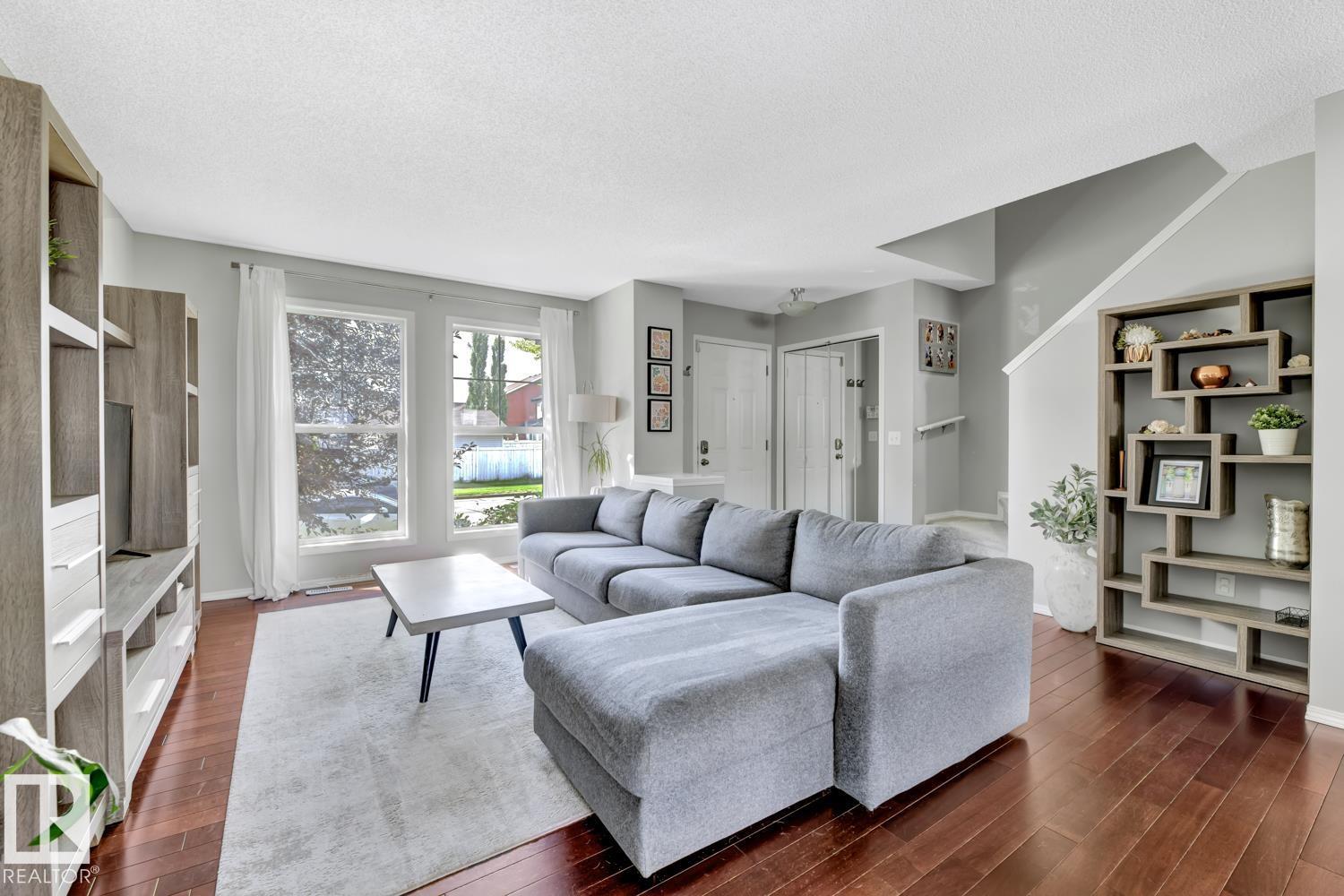 Photo 6 of 6036 South Terwillegar Bv Nw, Edmonton AB