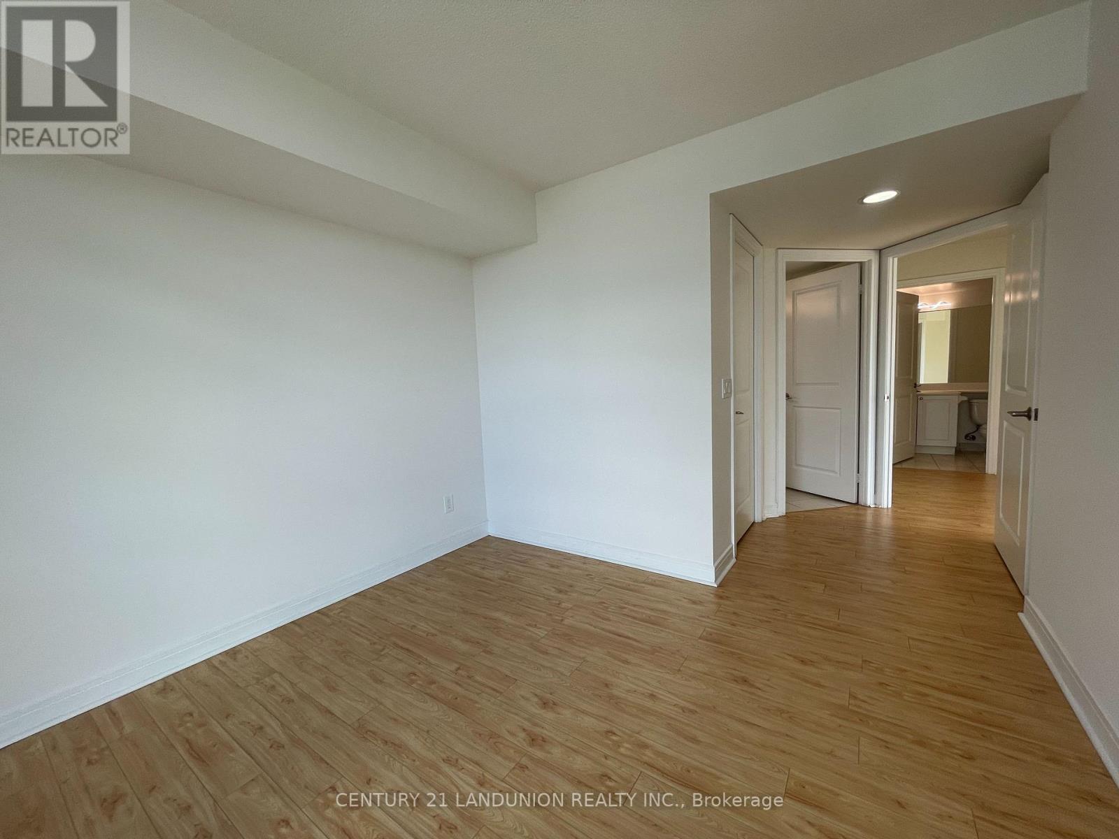 Photo 12 of 2115 35 Bales Avenue, Toronto ON