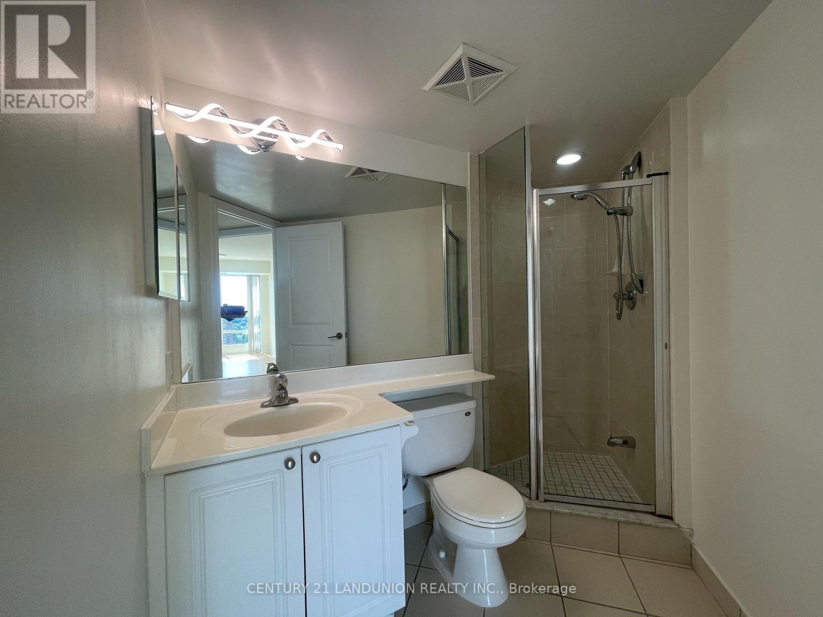 Photo 20 of 2115 35 Bales Avenue, Toronto ON