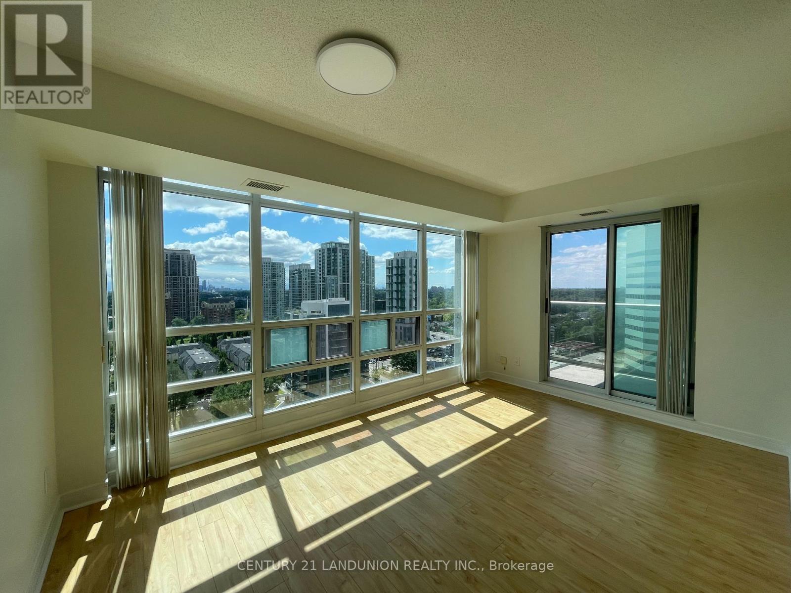 Photo 17 of 2115 35 Bales Avenue, Toronto ON