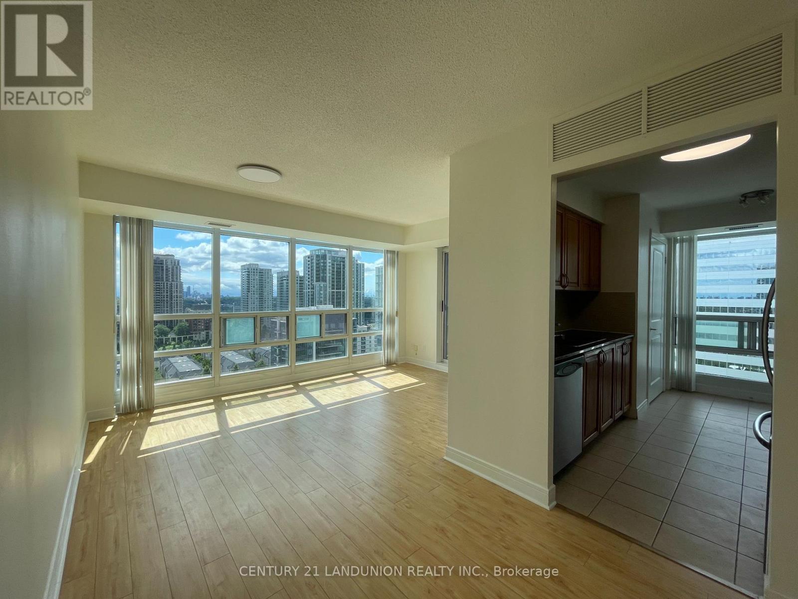 Photo 1 of 2115 35 Bales Avenue, Toronto ON