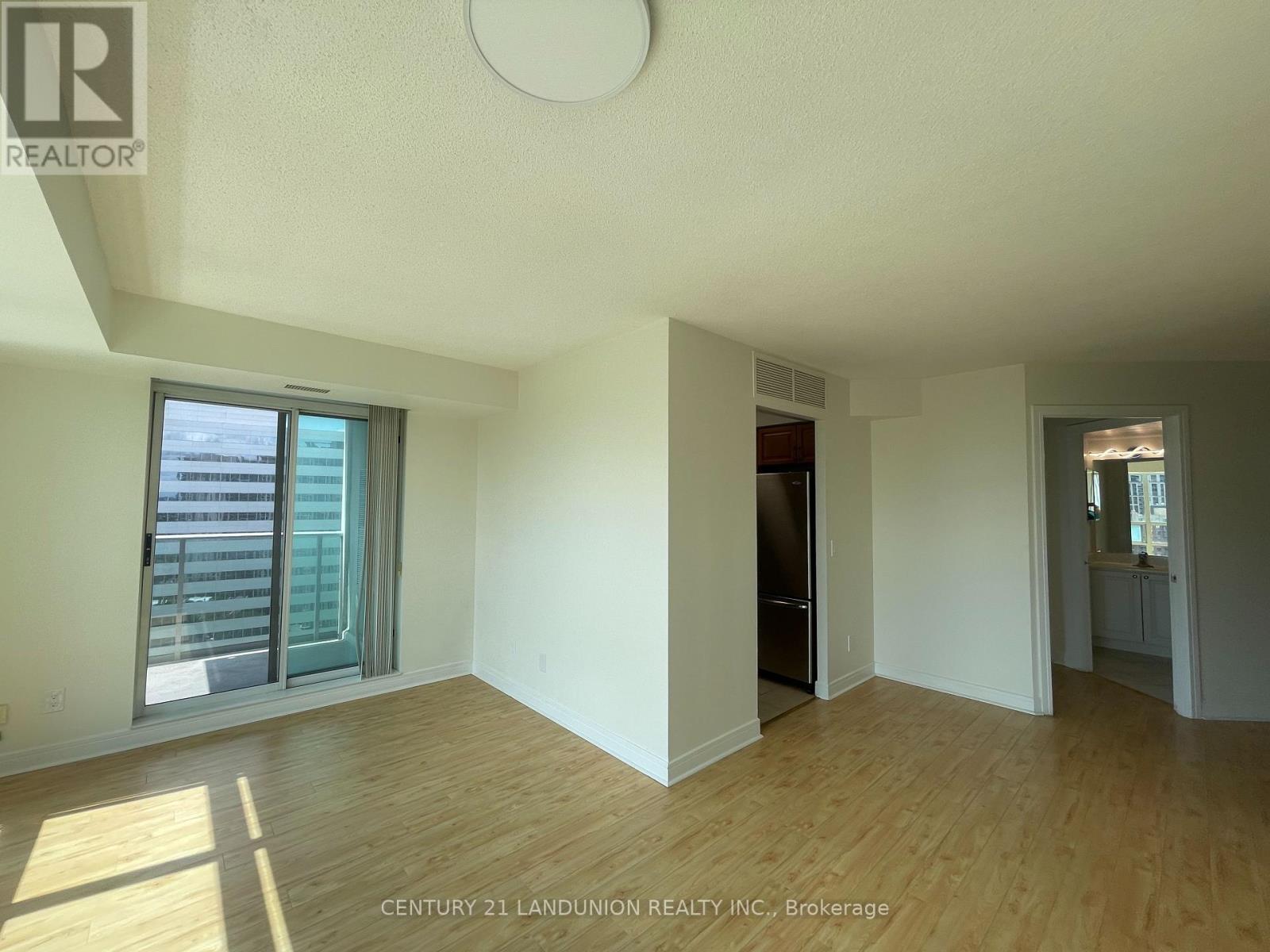 Photo 13 of 2115 35 Bales Avenue, Toronto ON