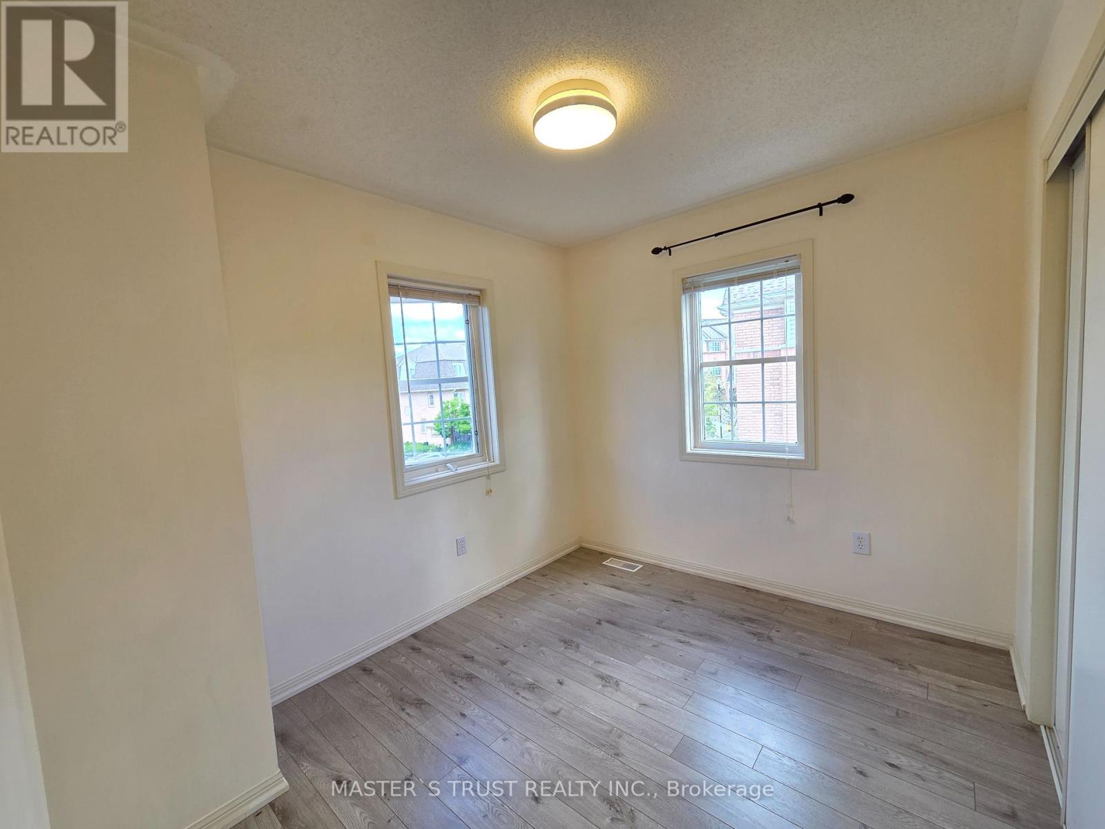 Photo 14 of 5 Nakina Way, Markham ON