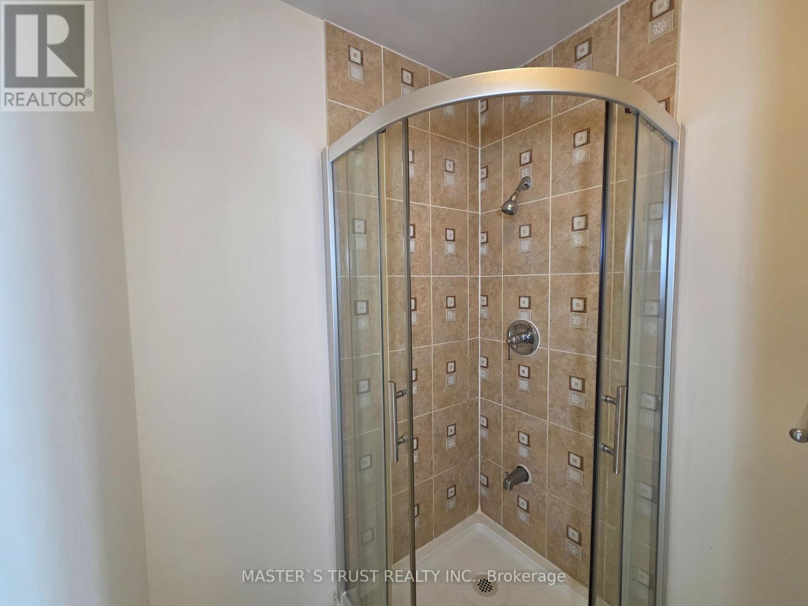 Photo 15 of 5 Nakina Way, Markham ON
