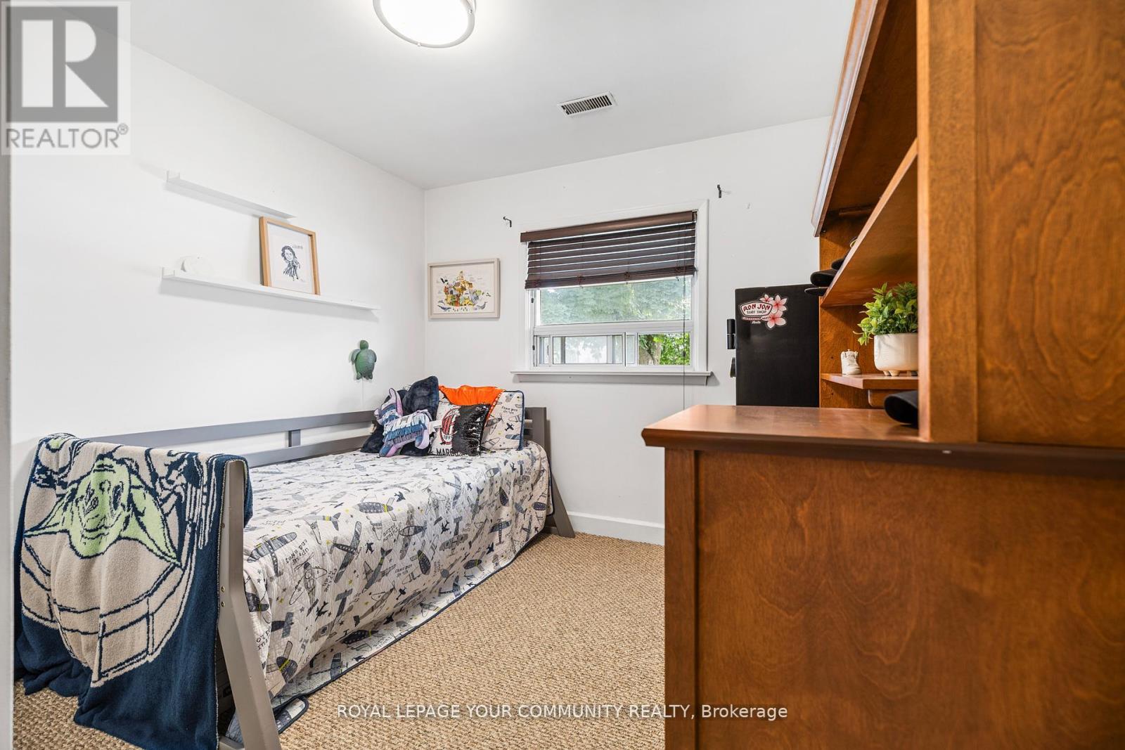Photo 12 of 70 Simmons Street, Vaughan ON