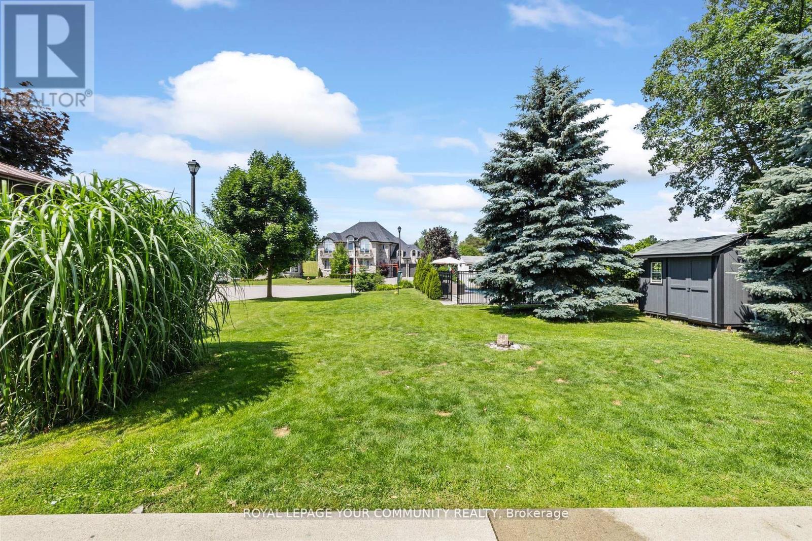 Photo 15 of 70 Simmons Street, Vaughan ON