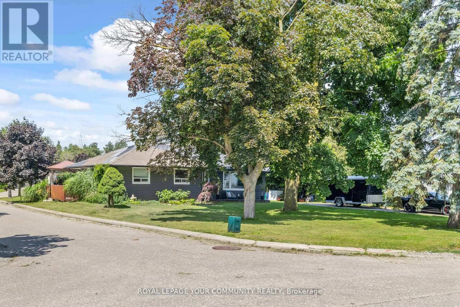 Photo 20 of 70 Simmons Street, Vaughan ON