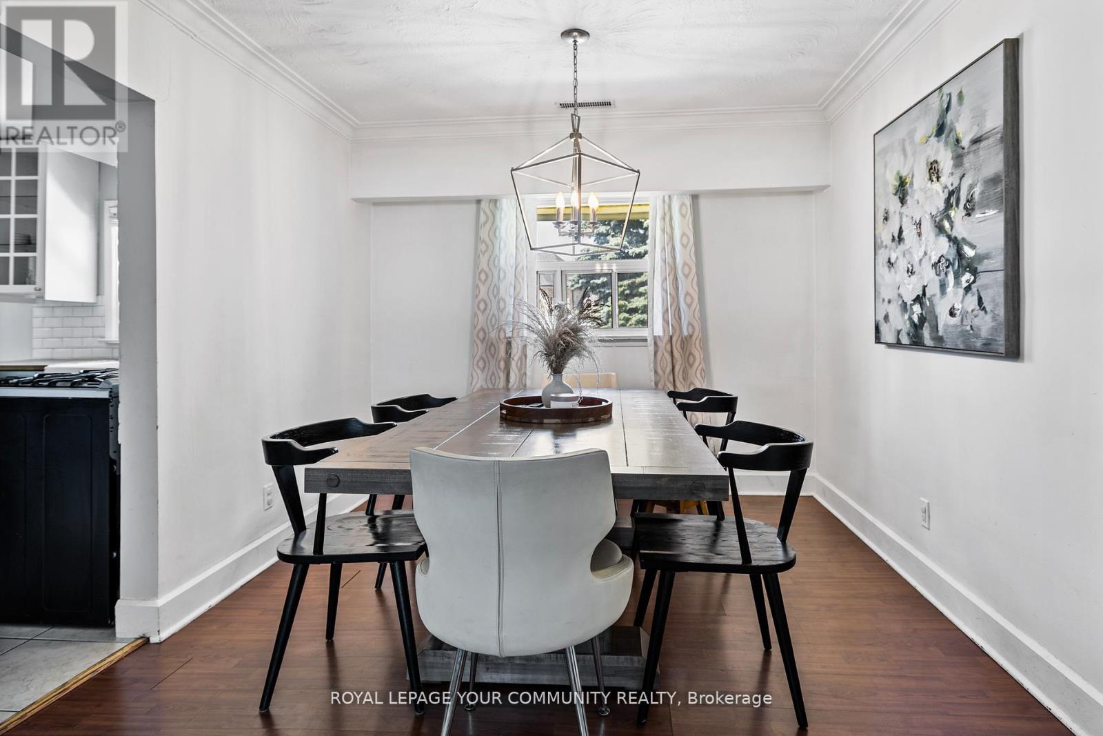 Photo 6 of 70 Simmons Street, Vaughan ON