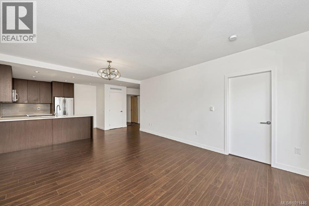 303 640 Michigan Street, Victoria