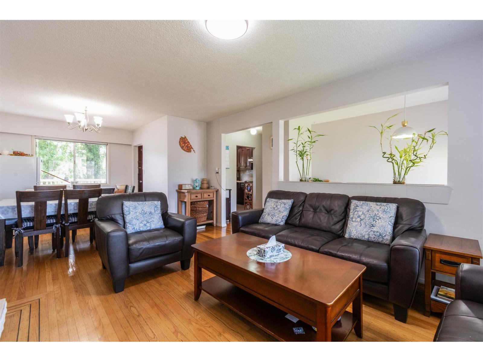 Photo 4 of 8082 112 Street, Delta BC
