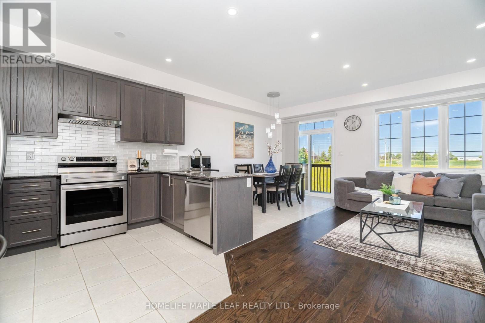 Photo 12 of 30 Agava Street, Brampton ON