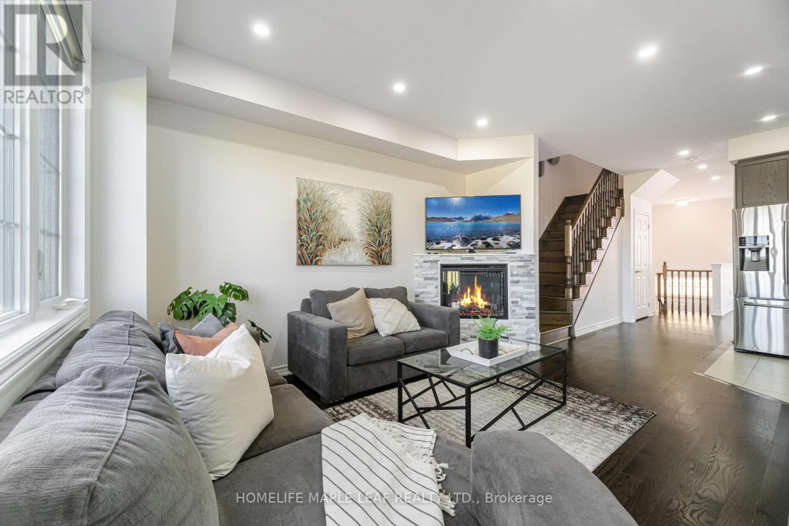 Photo 14 of 30 Agava Street, Brampton ON
