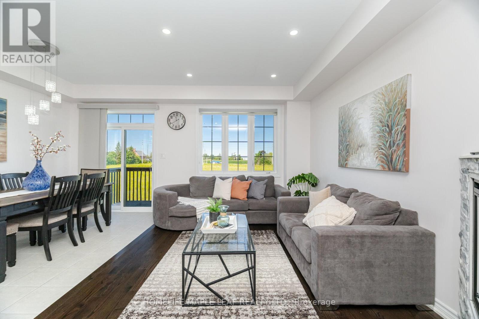 Photo 15 of 30 Agava Street, Brampton ON